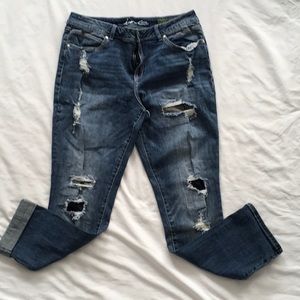 INC distressed boyfriend jean